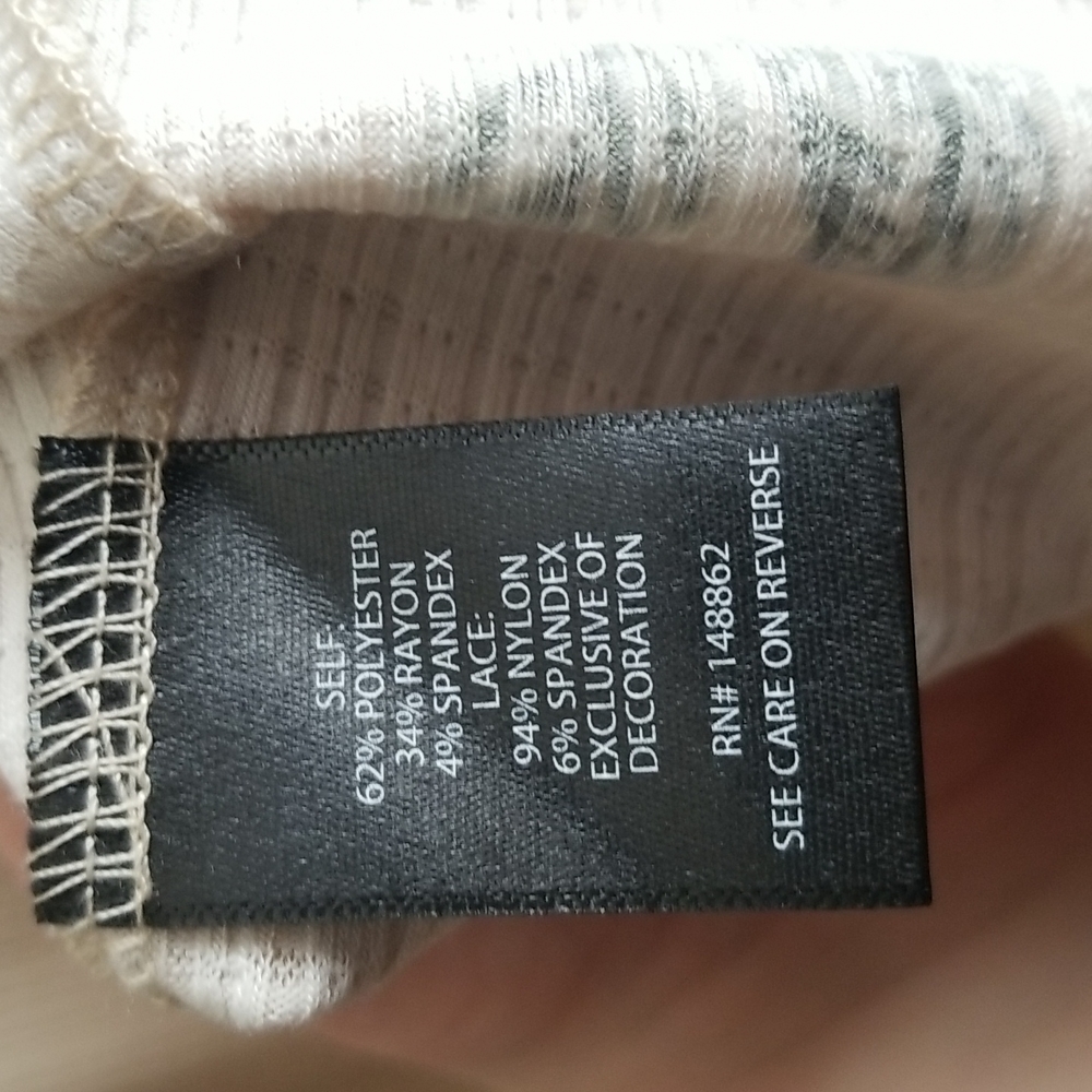 Torrid Top - Picture 11 of 11